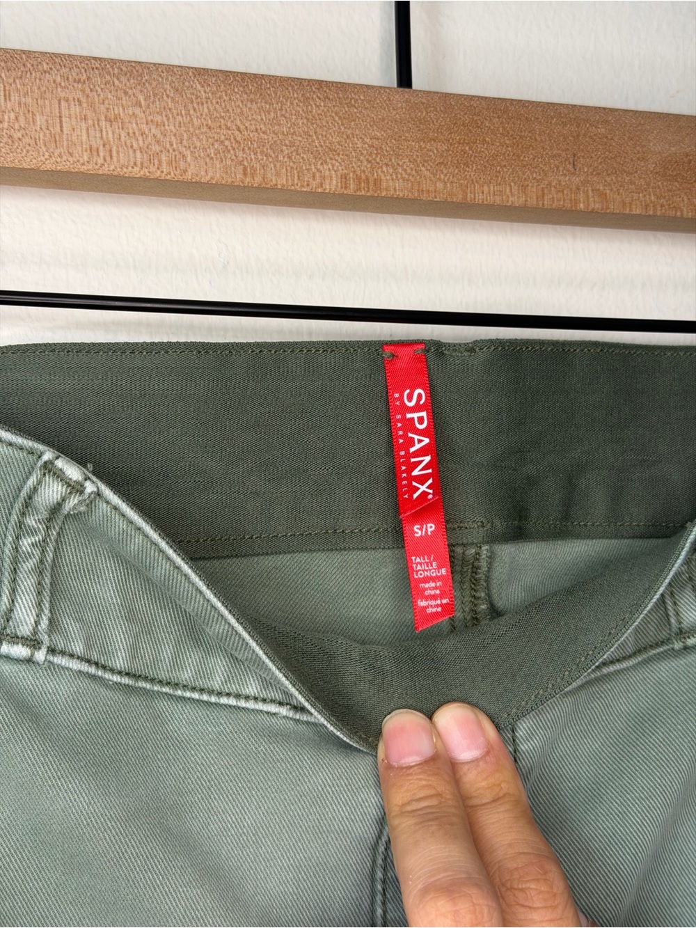 SPANX Sage Green Stretch Twill Cropped Wide Leg Pants size S Tall 27” inseam - Picture 3 of 5